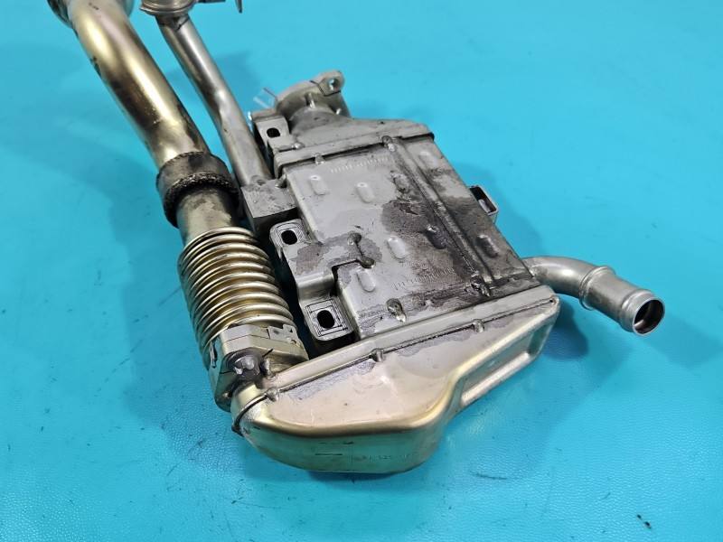 Радіатор EGR вихлопних газів Mercedes E W213 A6541400200 — фото деталі 5