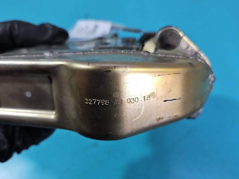 Радіатор EGR вихлопних газів Mercedes E W213 A6541400200 — фото деталі 8