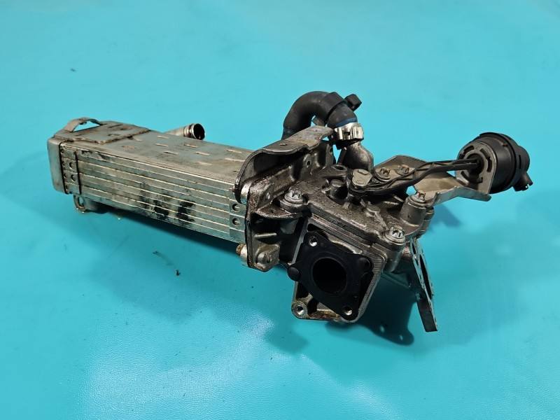 Радіатор EGR вихлопних газів Mercedes E W212 A6511400275004 — фото деталі 6