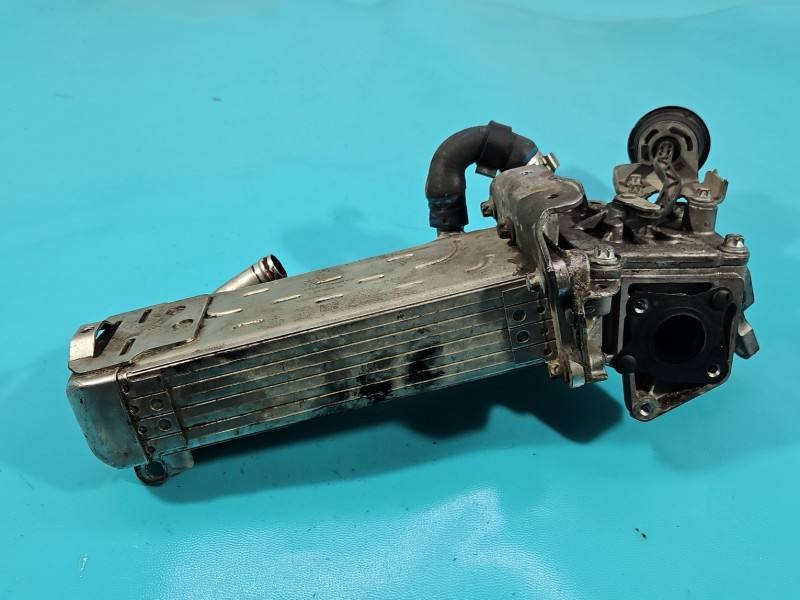Радіатор EGR вихлопних газів Mercedes E W212 A6511400275004 — фото деталі 7