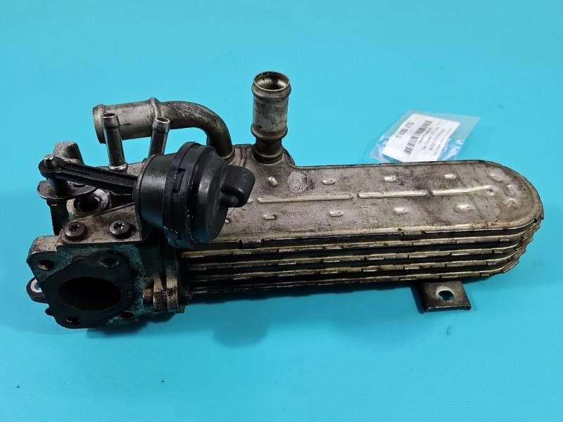 Радіатор EGR вихлопних газів Volkswagen Touran 03G131513J — фото деталі 3