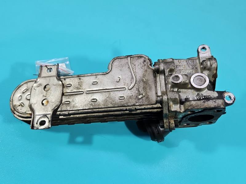 Радіатор EGR вихлопних газів Volkswagen Touran 03G131513J — фото деталі 5