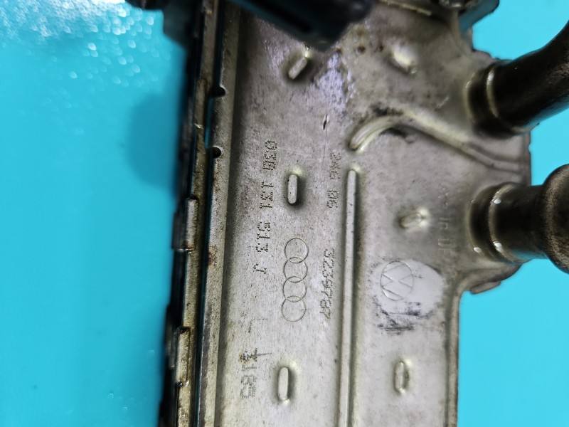 Радіатор EGR вихлопних газів Volkswagen Touran 03G131513J — фото деталі 7