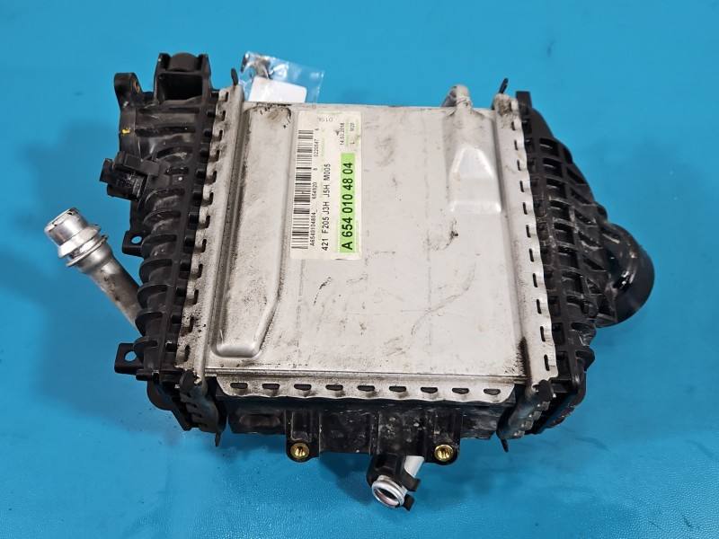 Інтеркулер радіатор Mercedes E W213 A6540104804
