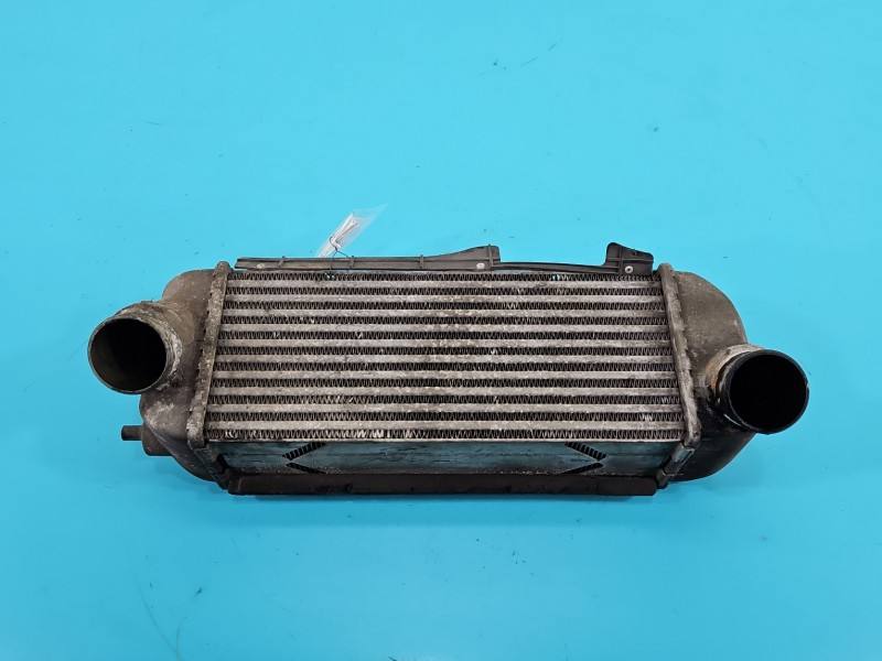 Інтеркулер радіатор Hyundai Ix35 28270-2F750
