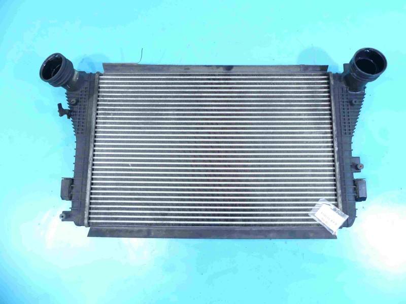 Интеркулер радиатор Volkswagen Passat B6 1K0145805D