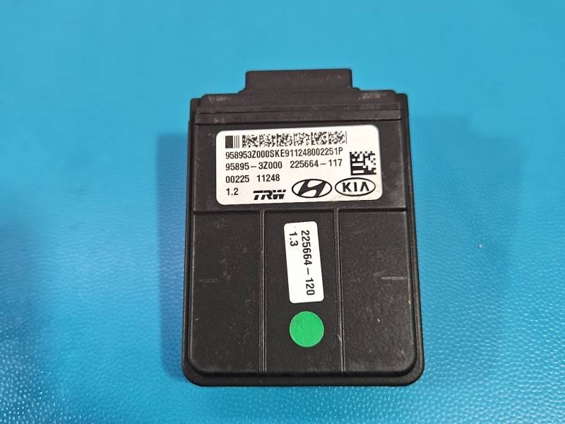Передня камера радар ADAS Hyundai I40 95895-3Z000 — фото деталі 4