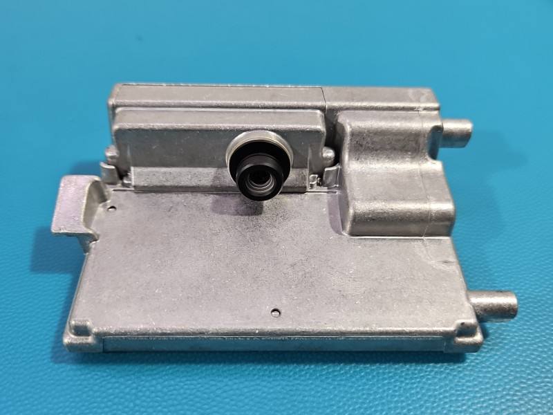 Передня камера радар ADAS Skoda Fabia 4 2Q0980653C