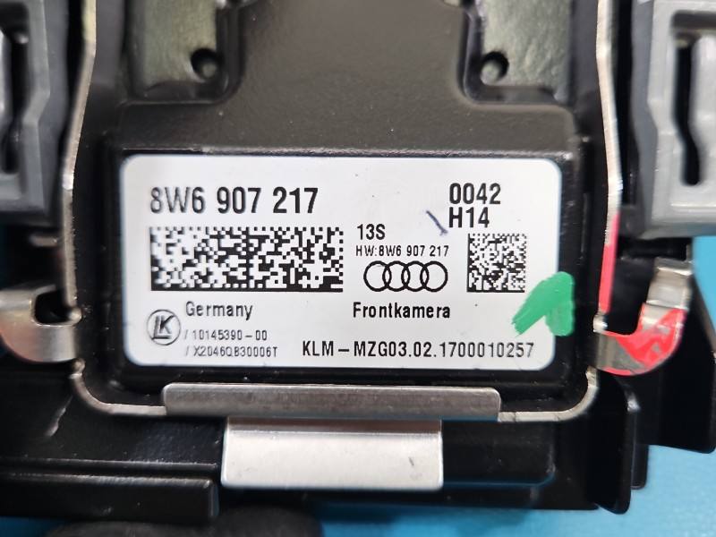Передня камера радар ADAS Audi A5 8T 8W6907217 — фото деталі 5