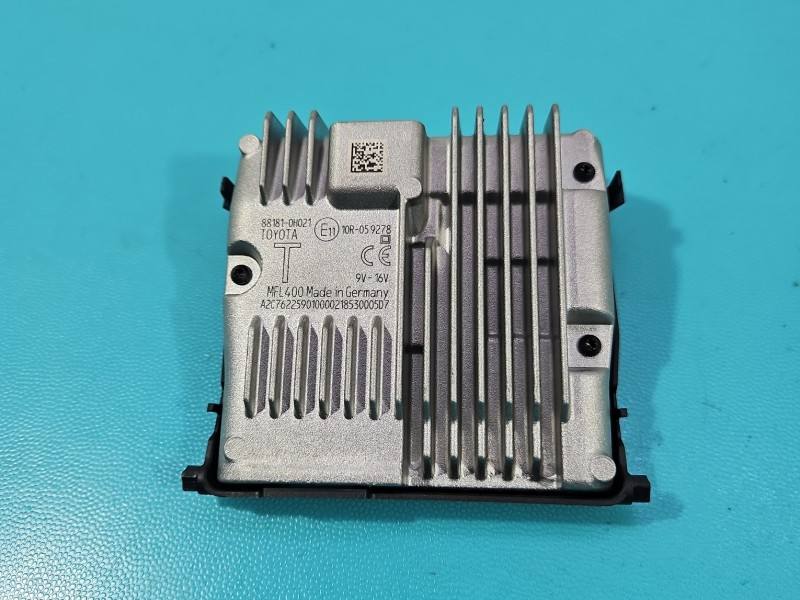 Передня камера радар ADAS Toyota Aygo 88181-0H021 — фото деталі 5