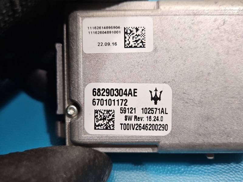 Передня камера радар ADAS Maserati Quattroporte 68290304AE — фото деталі 5