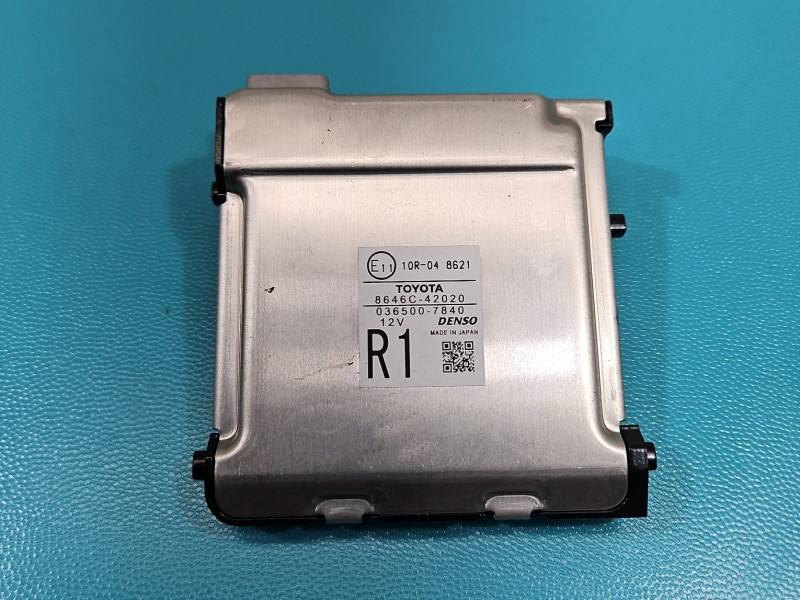Передня камера радар ADAS Toyota Rav4 8646C-42020 — фото деталі 4