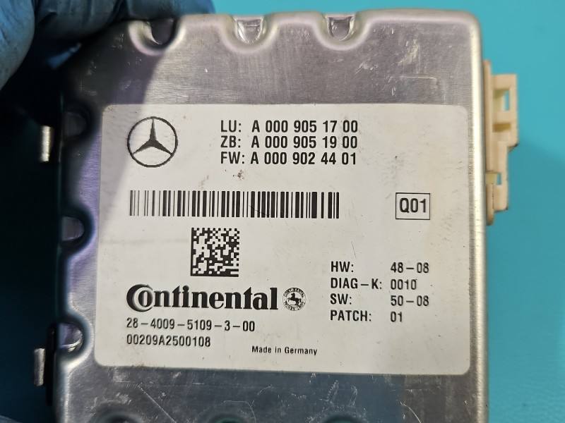 Передня камера радар ADAS Mercedes E W212 A0009051700 — фото деталі 3