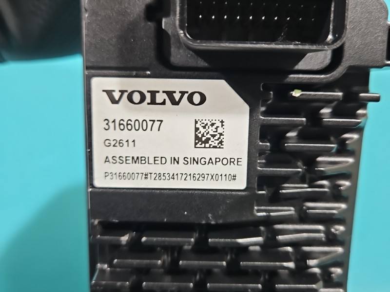 Передня камера радар ADAS Volvo V90 31660077 — фото деталі 4