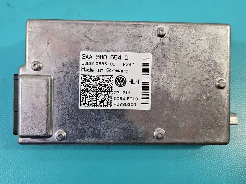Передня камера радар ADAS Volkswagen Sharan 3AA980654D — фото деталі 3