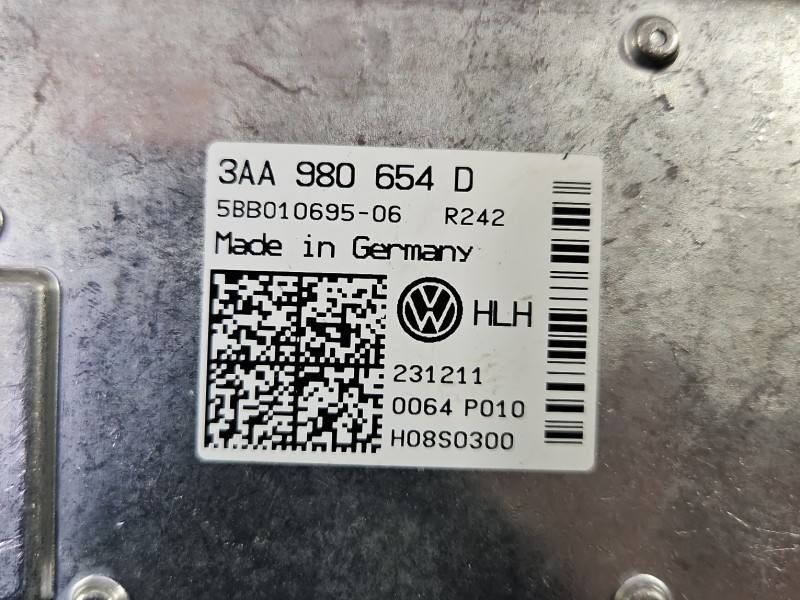 Передня камера радар ADAS Volkswagen Sharan 3AA980654D — фото деталі 4