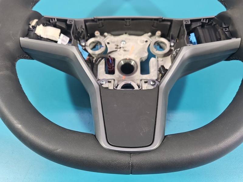 Кермо Tesla Model Y 1626599-00-C — фото деталі 4