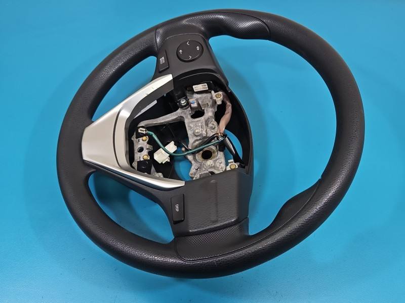 Кермо Toyota Corolla E16 E18 — фото деталі 3