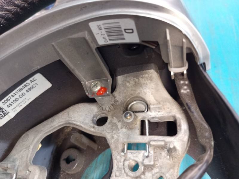 Руль Toyota Yaris 3 45100-0D490C1 — фото детали 15