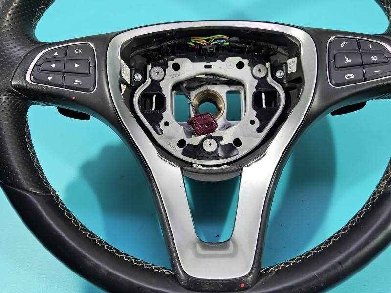 Кермо Mercedes CLA C118 A0004604603 — фото деталі 4