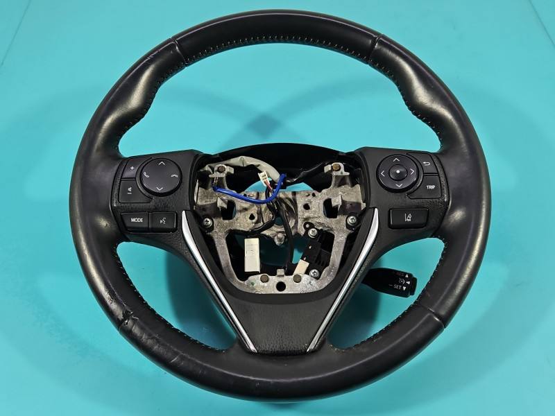 Руль Toyota Auris