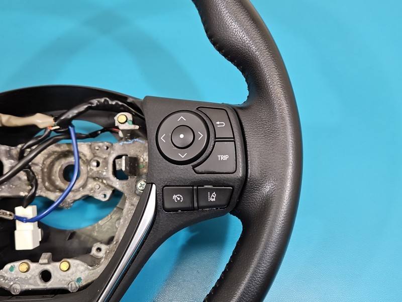 Кермо Toyota Corolla E16 E18 625594110 — фото деталі 2