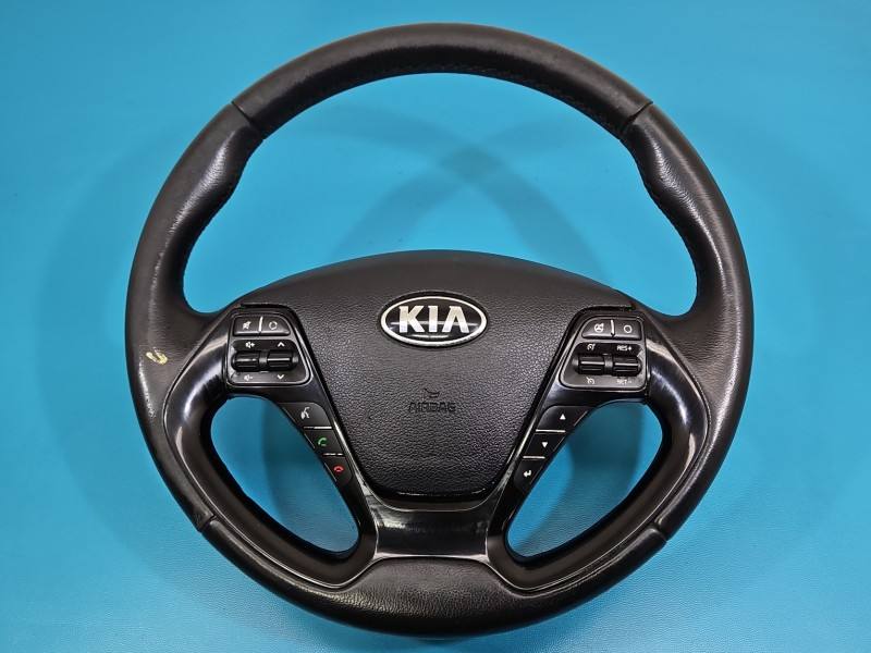 Кермо Kia Ceed