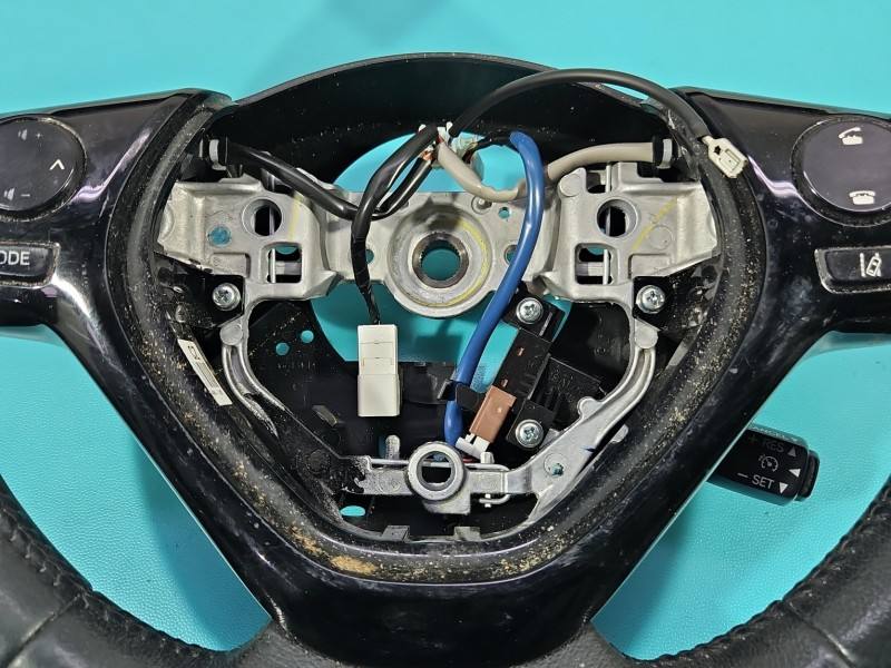Кермо Toyota Aygo 45100-0H060 — фото деталі 4
