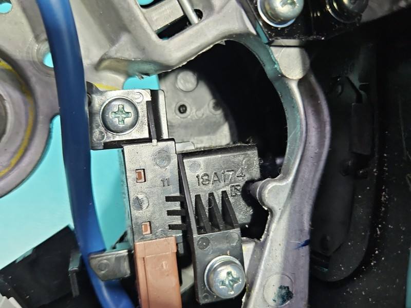 Кермо Toyota Aygo 45100-0H060 — фото деталі 13