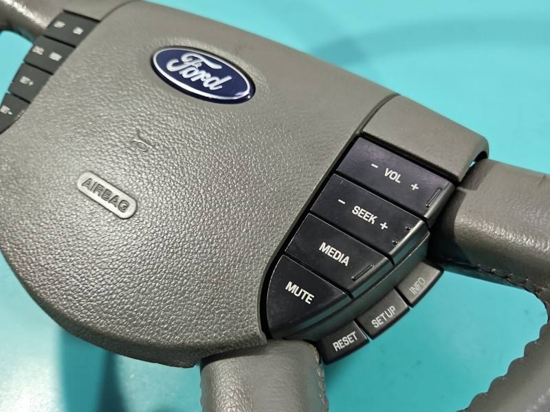 Кермо Ford Freestyle — фото деталі 3