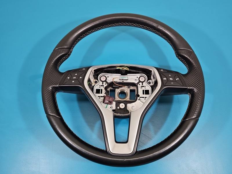 Руль Mercedes A W176 A2184601918
