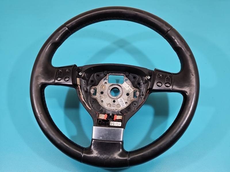 Руль Volkswagen Tiguan 1Q0419091K