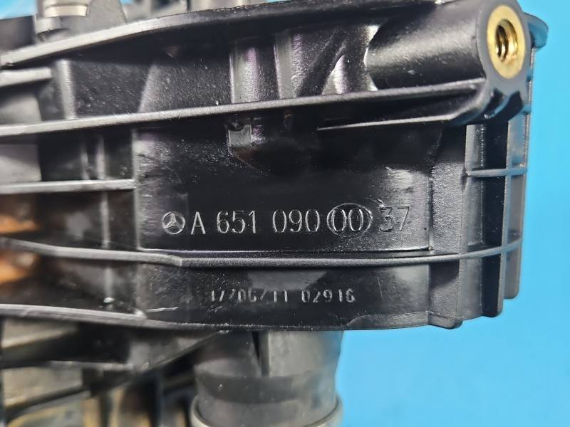 Впускний колектор Mercedes GLK X204 A6510900037 — фото деталі 9
