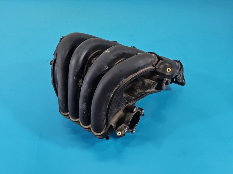 Впускний колектор Mercedes B W245 A2661400001