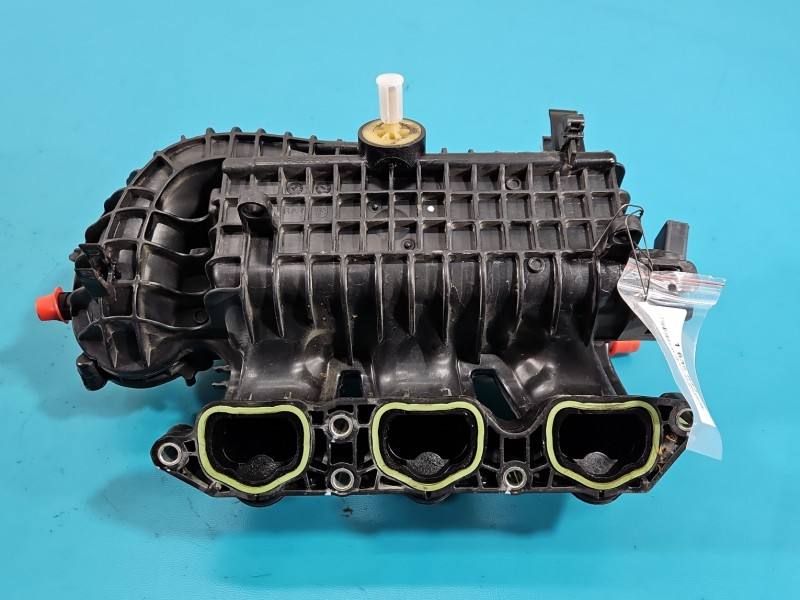 Впускний колектор Skoda Fabia 3 04C145749E