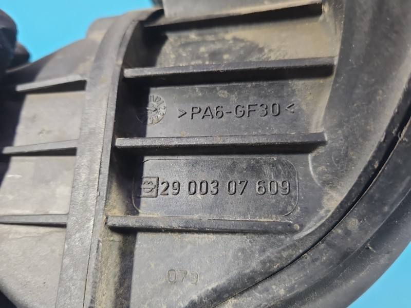 Впускний колектор Toyota Auris 2900307609 — фото деталі 10