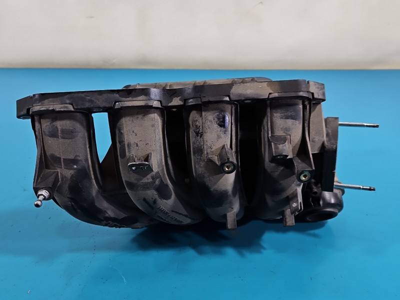 Впускний колектор Toyota Corolla E15 1028189S01 — фото деталі 6