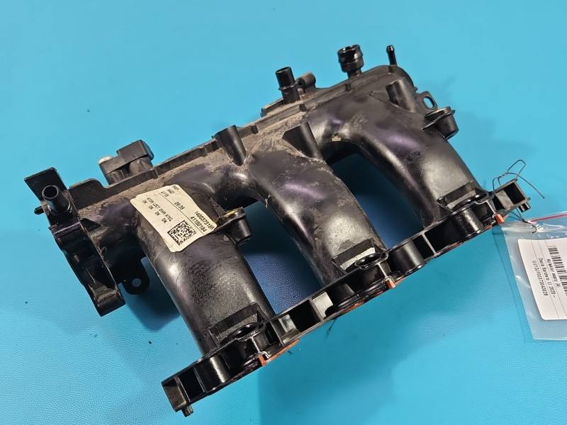Впускной коллектор Dacia Sandero 140039107R