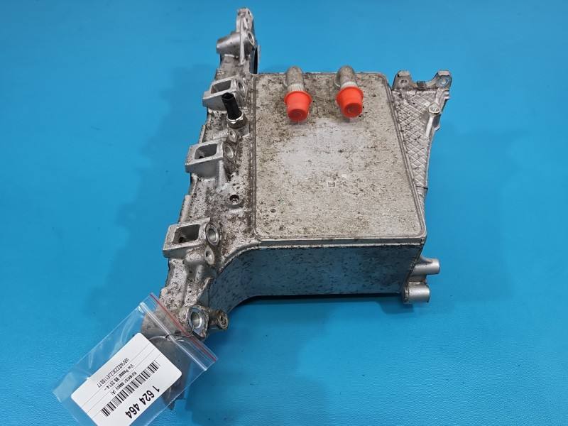 Впускний колектор Volkswagen Passat B8 04L129766AQ — фото деталі 4