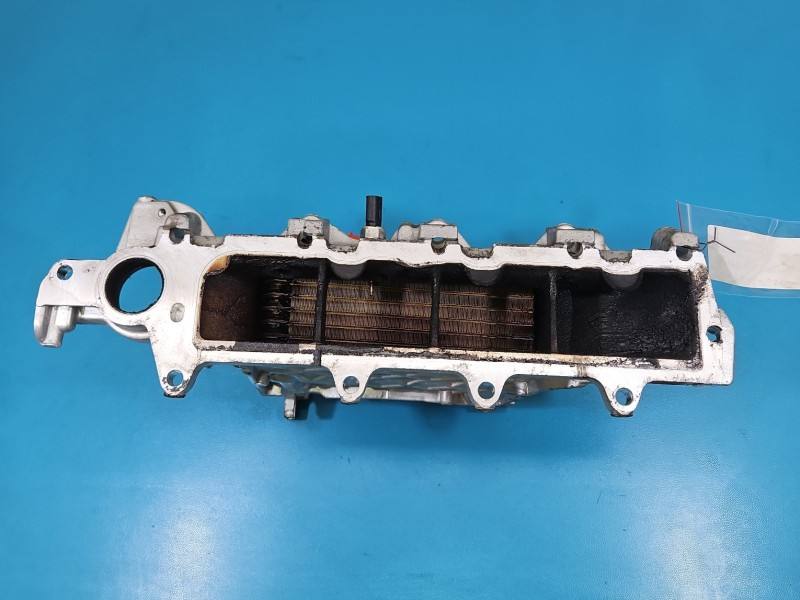 Впускний колектор Volkswagen Passat B8 04L129766AQ — фото деталі 6