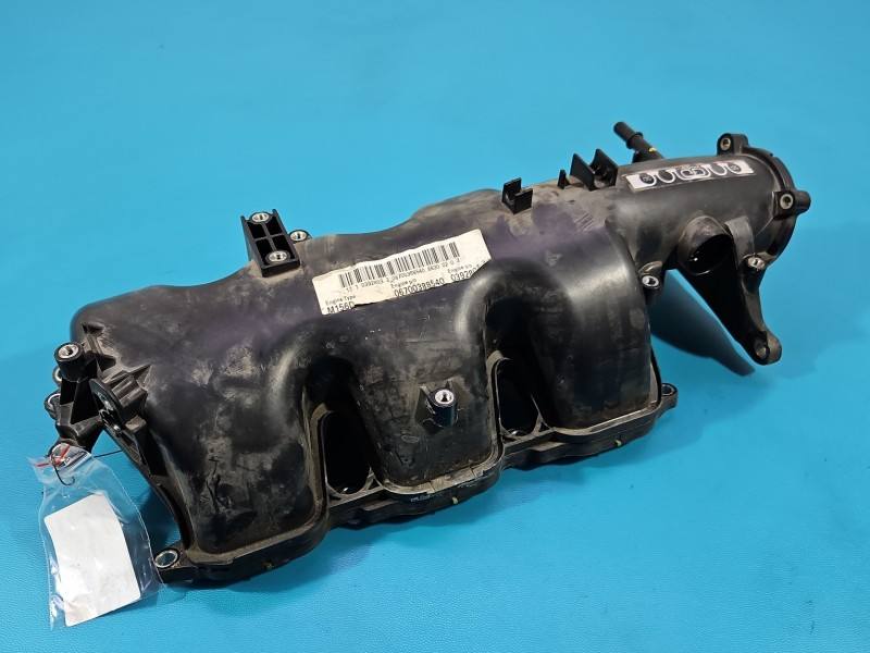 Впускной коллектор Maserati Ghibli 06700388540