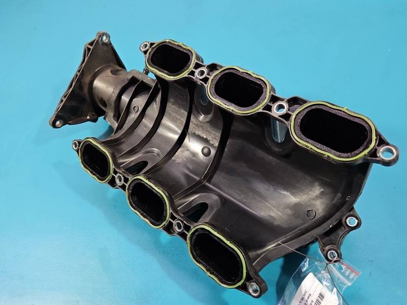 Впускной коллектор Maserati Ghibli 06700388540 — фото детали 6