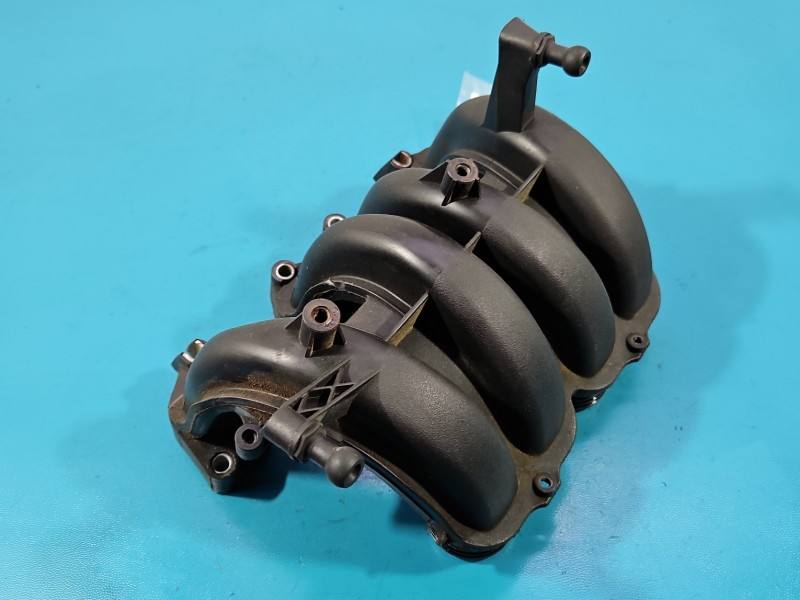 Впускной коллектор Seat Leon 06A133206BD — фото детали 4
