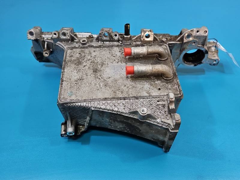 Впускной коллектор Volkswagen Touran 04L129766AQ — фото детали 3