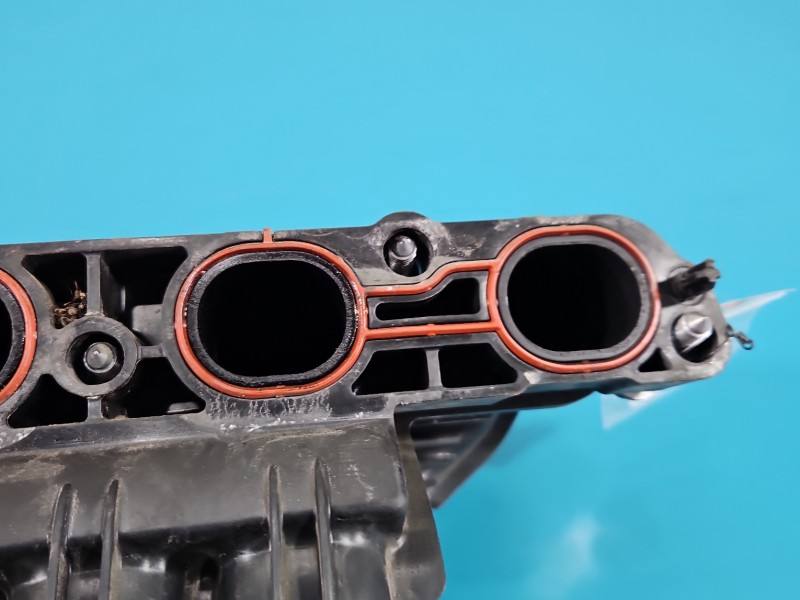 Впускний колектор Hyundai I30 28300-08500 — фото деталі 4