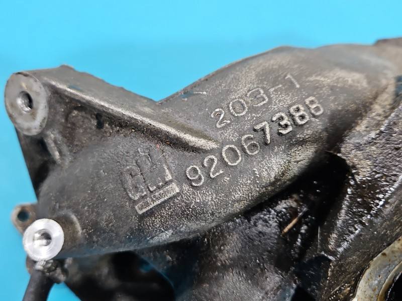 Впускной коллектор Chevrolet Captiva 92067388 — фото детали 5