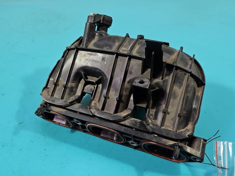 Впускной коллектор Opel Astra K 55486274
