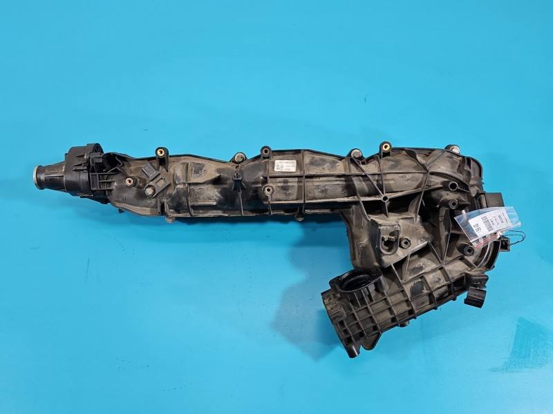 Впускний колектор BMW 7 F01 8511363