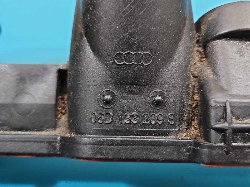 Впускний колектор Audi A3 8P 06D133209S — фото деталі 4