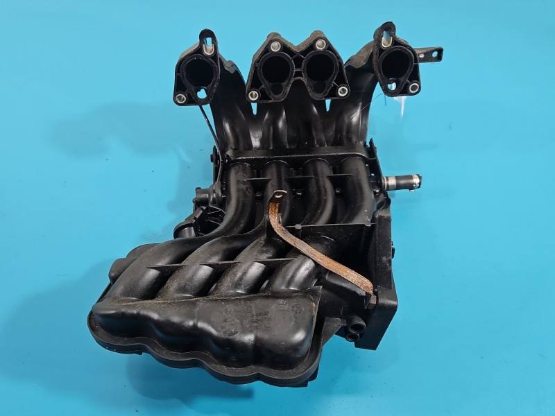 Впускний колектор Skoda Octavia 1 06A133205G